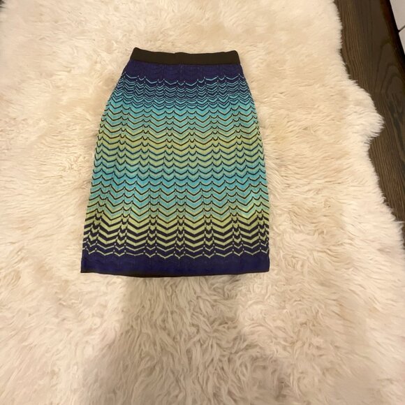 Missoni Chevron Knit Mini Skirt – Size M - Picture 1 of 6